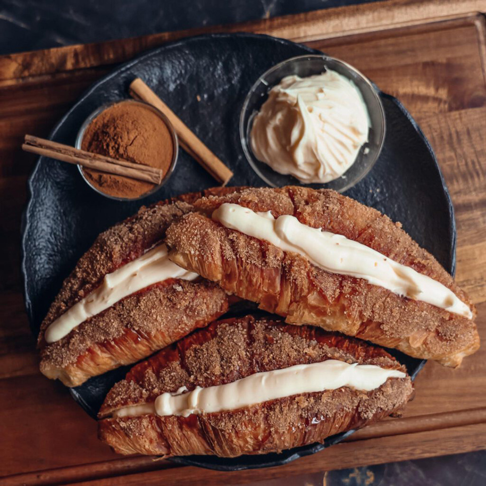 croissant met kaneelsuiker